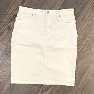 Banana Republic White Pencil Jean Skirt